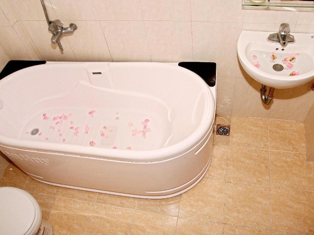 Kangaroo Hostel Hanoi Bagian luar foto